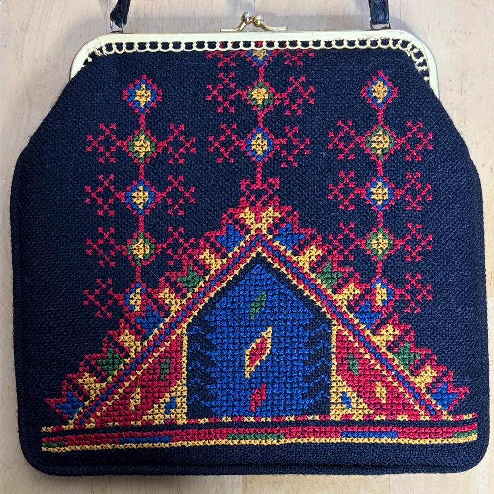Vintage Elegant Black and Red Patterned Women's Bag